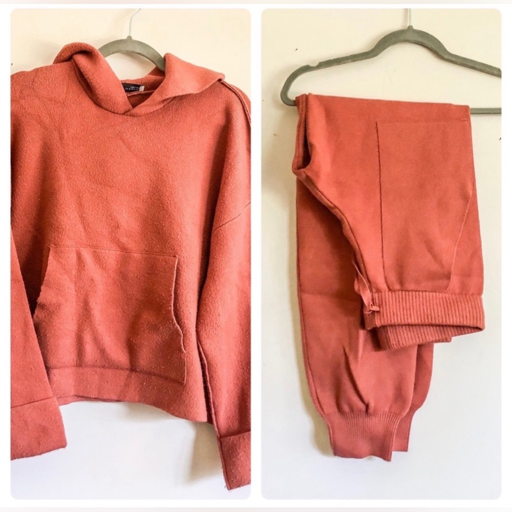 ZARA rust/burnt orange knit sweatsuit hoodie and joggers size Small